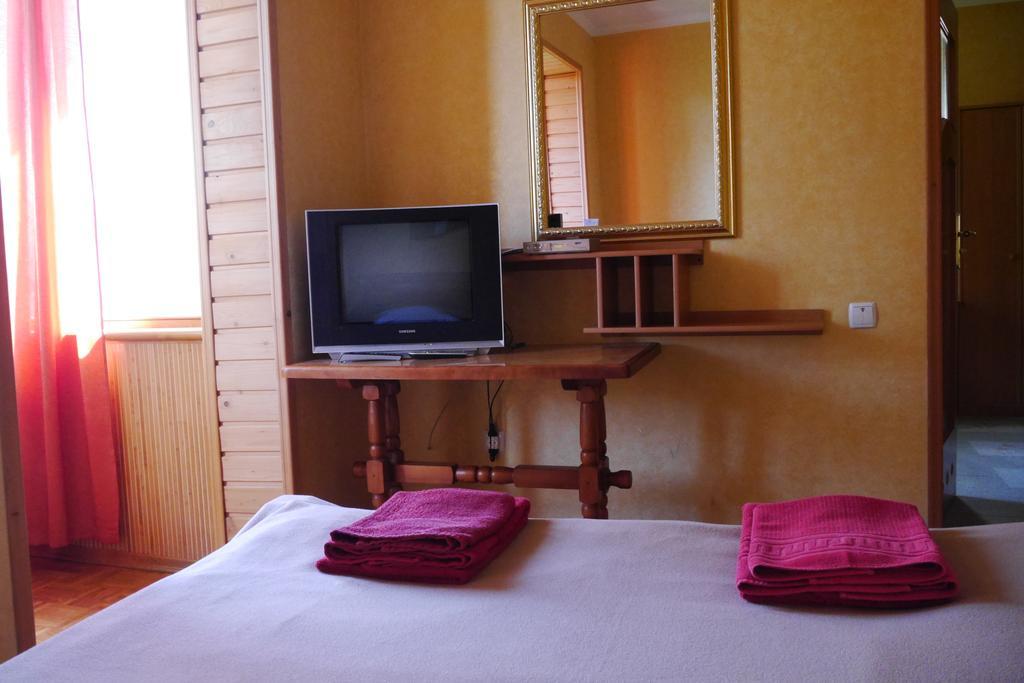 Malvy Hotel ตรุสคาเวตส์ ภายนอก รูปภาพ